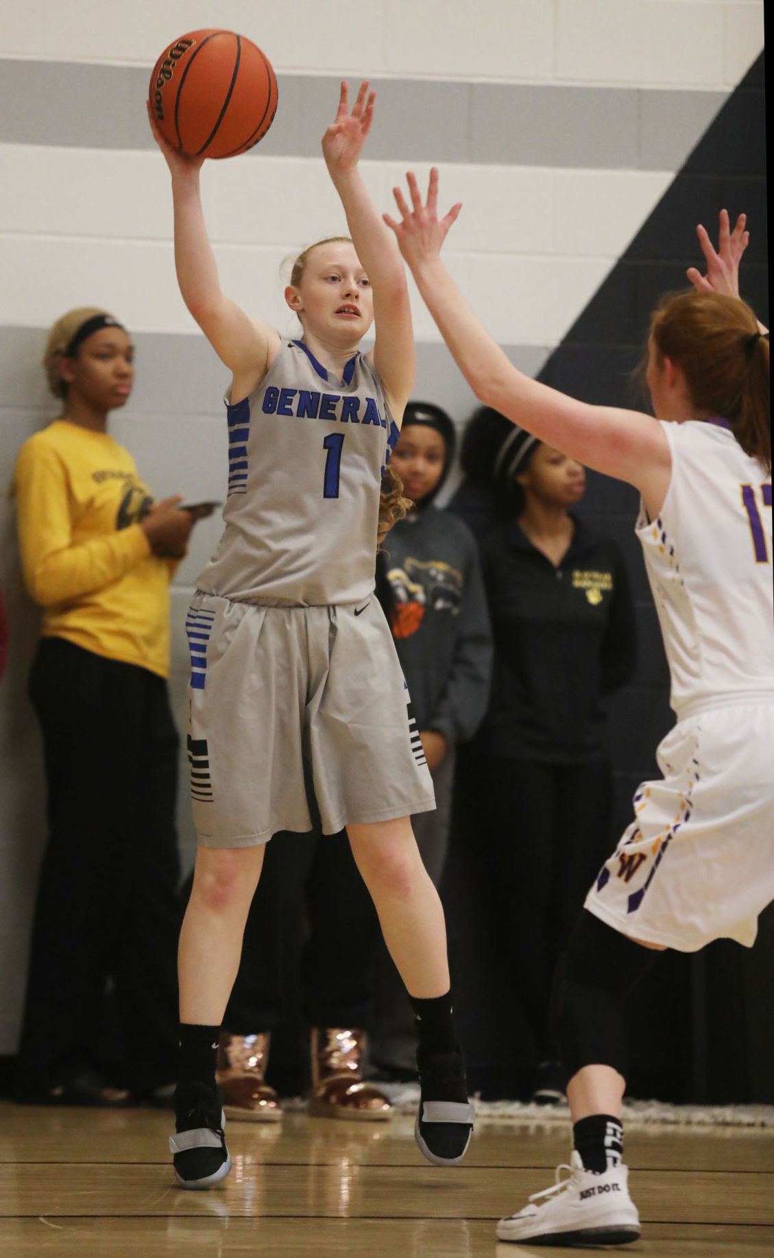 MacArthur vs Williamsville girls basketball 7 12.27.18.jpg